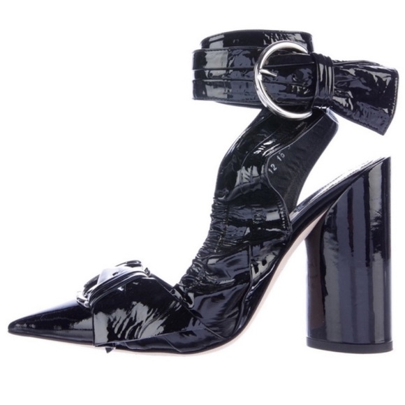 CHRISTIAN DIOR Ankle Strap Pointy Toe Pumps